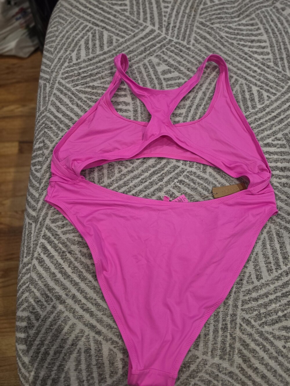 SKIMS SIGNATURE SWIM CUT OUT MONOKINI in Taffy NEW